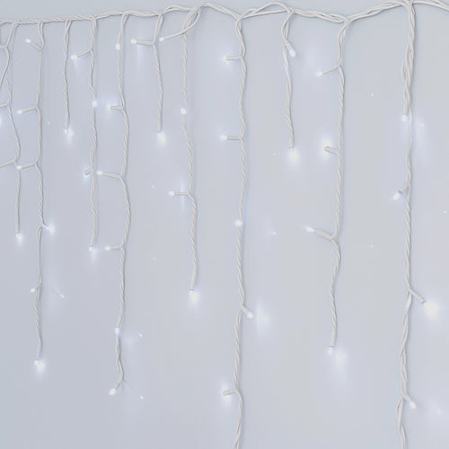 Instalație LED Franjuri inegale 6x0.7m Fir gros, Lumina Rece pentru Exterior și Interior, Decor Crăciun Elegant