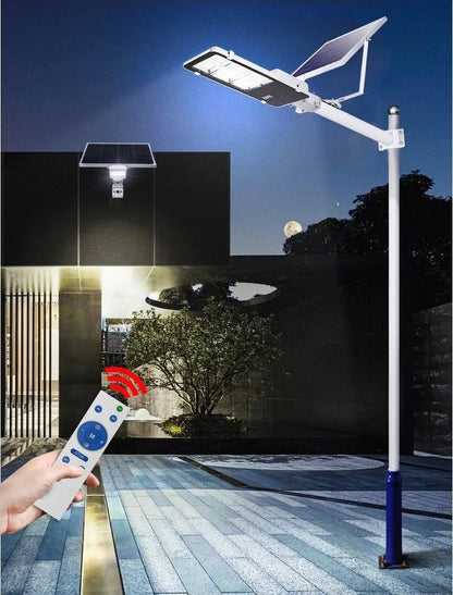 Lampa solara Stradala 300W, Jortan Cip LED Ultra Luminos 8500 Lumeni, Senzor de Lumina, Cu Panou Solar separat Telecomanda Lumina rece, Stalp metalic inclus, Autonomie 14 Ore, Protectie IP66 Rezistenta la apa