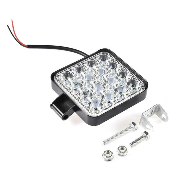Pachet 3+1 GRATIS Proiector LED Auto din Aluminiu, 48W, 16 LED-uri, Lumină Albă Rece 6000K, IP67, pentru Off-Road, ATV, SUV, Camion, Tractor și Utilaje